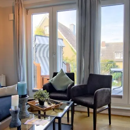 Strandvogt - Wunderschoene Ferienwohnung Mit Parkettboden Und Sonnenbalkon * Wangerooge