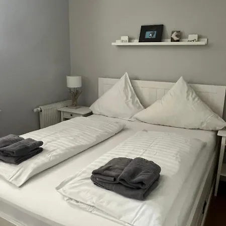 Strandvogt - Wunderschoene Ferienwohnung Mit Parkettboden Und Sonnenbalkon Wangerooge
