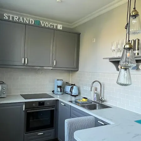 Strandvogt - Wunderschoene Ferienwohnung Mit Parkettboden Und Sonnenbalkon * Wangerooge